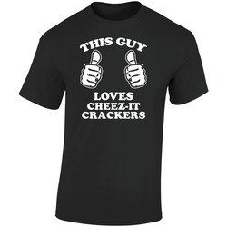 This Guy Loves Cheez-it Crackers Fun Retro Favorite Food Retro Graphic Unisex Cotton Black T Shirt