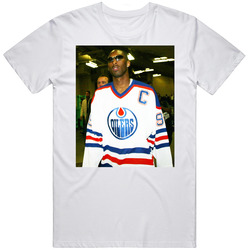 Kobe Bryant Wearing Wayne Gretzky Hockey Jersey T Shirt