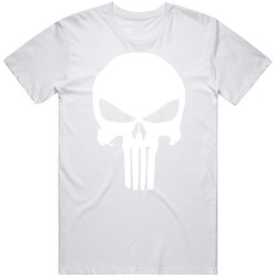 Punisher  on black Joe Retro Graphic Unisex Cotton White Classic T Shirt
