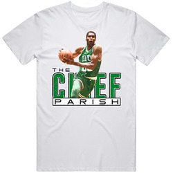 The Chief Robert Parish Boston Basketball Vintage Retro Worn Look Unisex Soft Cotton Tee T Shirt