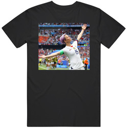 Megan Rapinoe Usa Women's Soccer Moment Sports Fan Mens Cotton Tee T Shirt