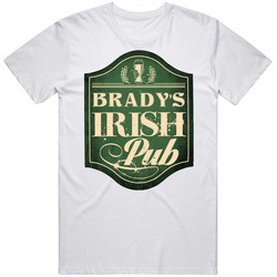 Brady Irish Pub Last Name Custom Beer Drinking St Patricks Day Party Mens Soft Cotton Tee T Shirt