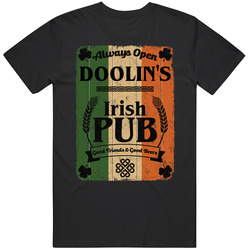 Doolin Irish Pub Sign Custom St Patricks Day Last Name Ireland Pride Mens Soft Cotton Tee T Shirt