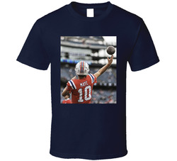 Drake Maye Throwing Football T Shirt