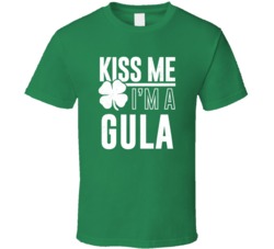 Gula Kiss Me Im Irish Parody Custom Last Name St Patricks Day T Shirt