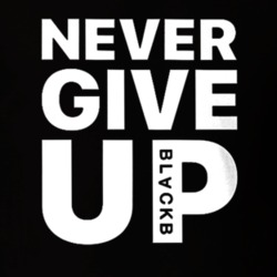Never Give Up Mohamed Salah Soccer Liverpool Replica  T Shirt