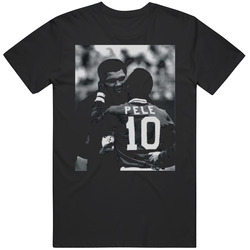 Pele Pays Tribute Hero Muhammad Ali Clay Vintage Cool Retro v2 T Shirt