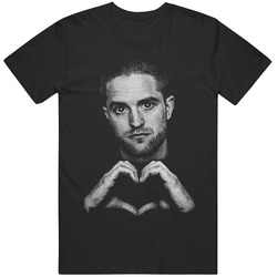 Funny Robert Pattinson Hands Heart Movie Fan T Shirt