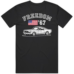 1967 Ford Mustang Fastback Freedom Car Fan Worn Look Mens Size Large Black T Shirt 1967 Ford Mustang Fastback Freedom Car Fan Worn Look Mens Size Large Black T Shirt