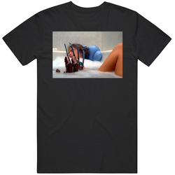 Freddy Krueger's Bathtub Scare A Nightmare On Elm Street 1984 Black MENS SIZE LARGE T Shirt Freddy Krueger's Bathtub Scare A Nightmare On Elm Street 1984 Black MENS SIZE LARGE T Shirt