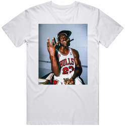 Michael Jordan Cigar Smoking Celebrates 4 Championships Basketball Fan Mens Size Large White T Shirt Michael Jordan Cigar Smoking Celebrates 4 Championships Basketball Fan Mens Size Large White T Shirt