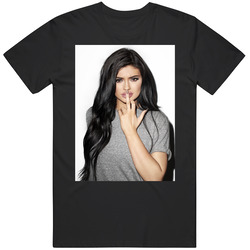 Kylie Jenner Photo Shoot Pregnant Kardashian Trendy Funny Unisex T Shirt Kylie Jenner Photo Shoot Pregnant Kardashian Trendy Funny Unisex T Shirt