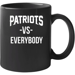 New England Patriots Vs Everybody Men's 11 oz Mug