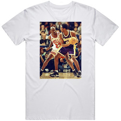 Michael Jordan Guarding Kobe Bryant Basketball Legends Fan Unisex White T Shirt Michael Jordan Guarding Kobe Bryant Basketball Legends Fan Unisex White T Shirt