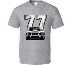 1977 Aston Martin V8 Vantage Retro Look Car T Shirt 1977 Aston Martin V8 Vantage Retro Look Car T Shirt