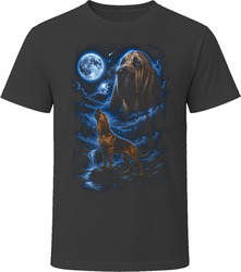 Bloodhound Howling at the Moon T-Shirt