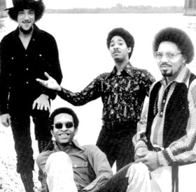 https://s3.us-west-1.wasabisys.com/ecart-content/yeoldeshirtshop.com/overlays/26786.png img