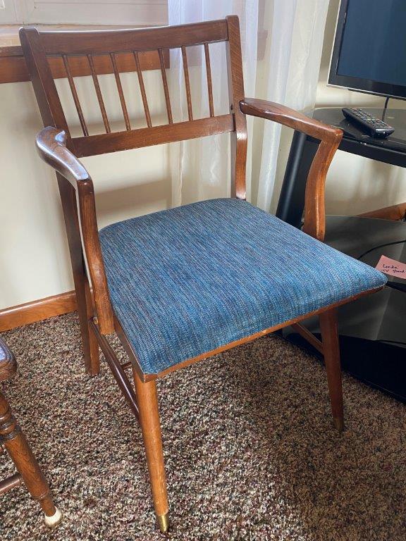 THE JAMES & MARY LOEHR ESTATE