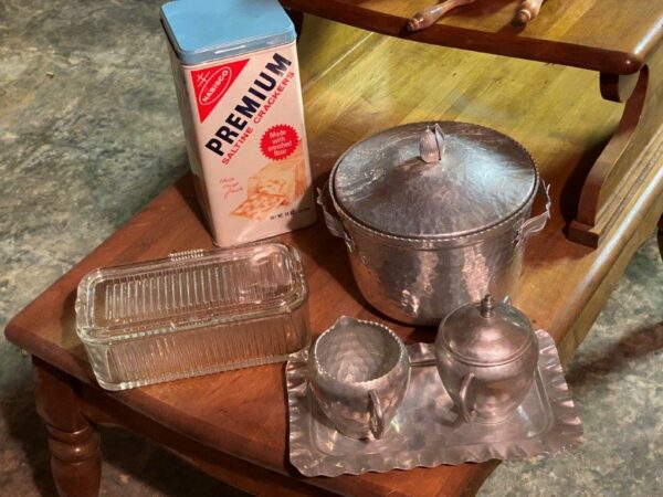 THE JAMES & MARY LOEHR ESTATE