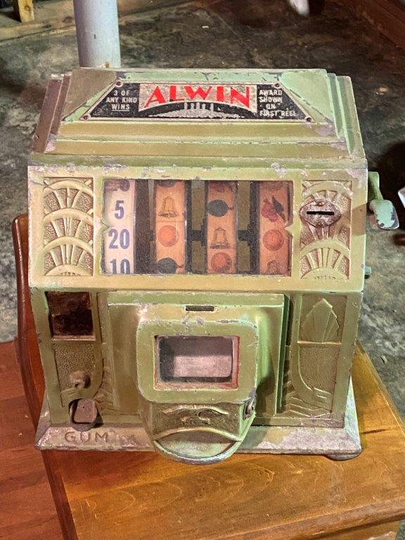 THE JAMES & MARY LOEHR ESTATE