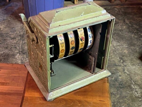 THE JAMES & MARY LOEHR ESTATE