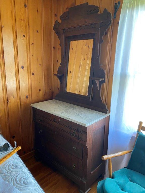 THE JAMES & MARY LOEHR ESTATE