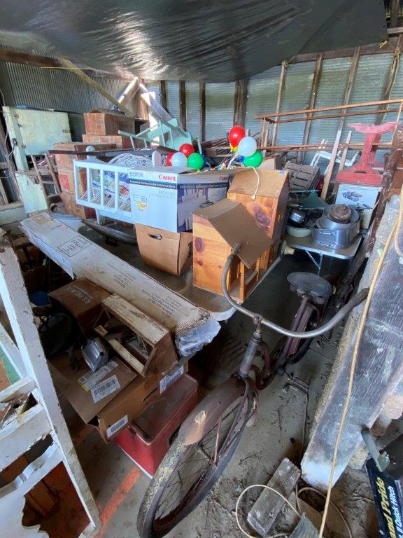 THE JAMES & MARY LOEHR ESTATE