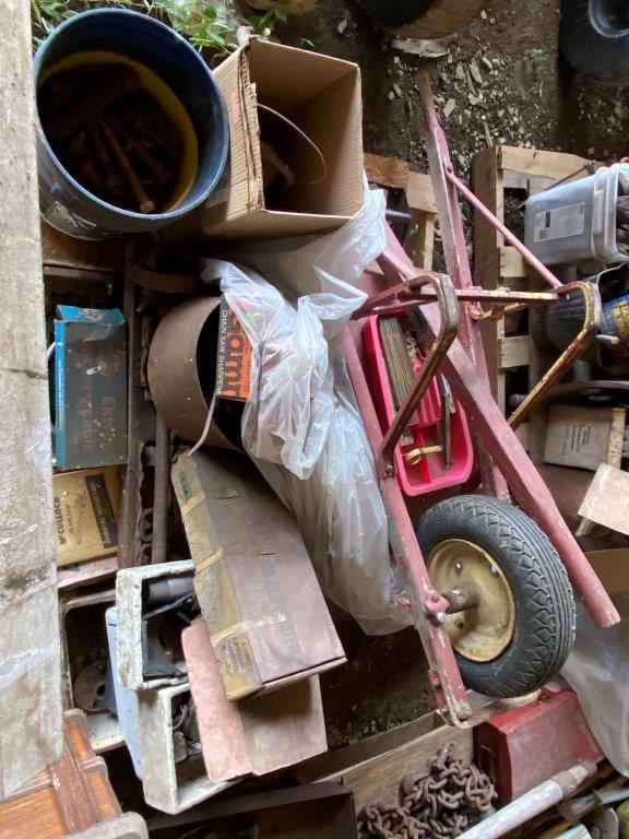 THE JAMES & MARY LOEHR ESTATE