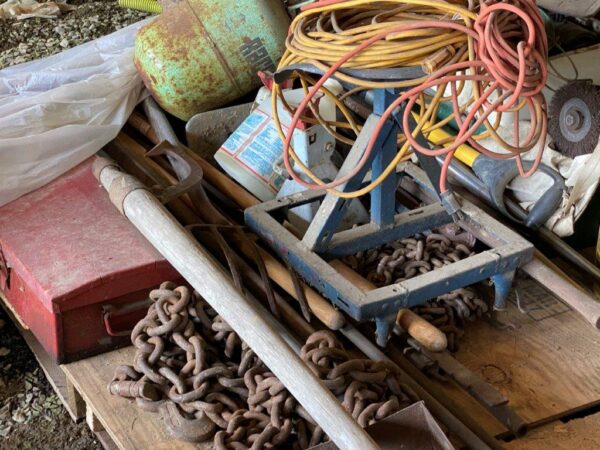 THE JAMES & MARY LOEHR ESTATE