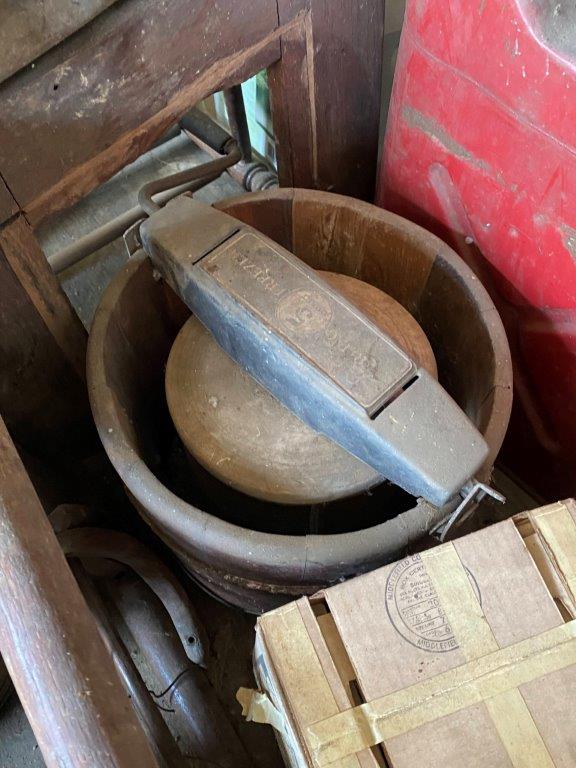 THE JAMES & MARY LOEHR ESTATE