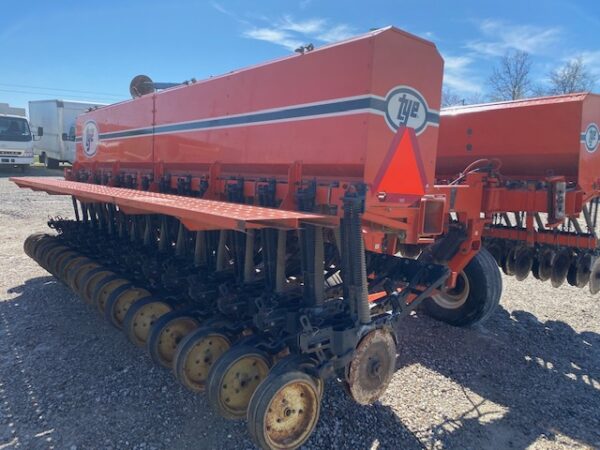 SPRING CONSIGNMENT AUCTION