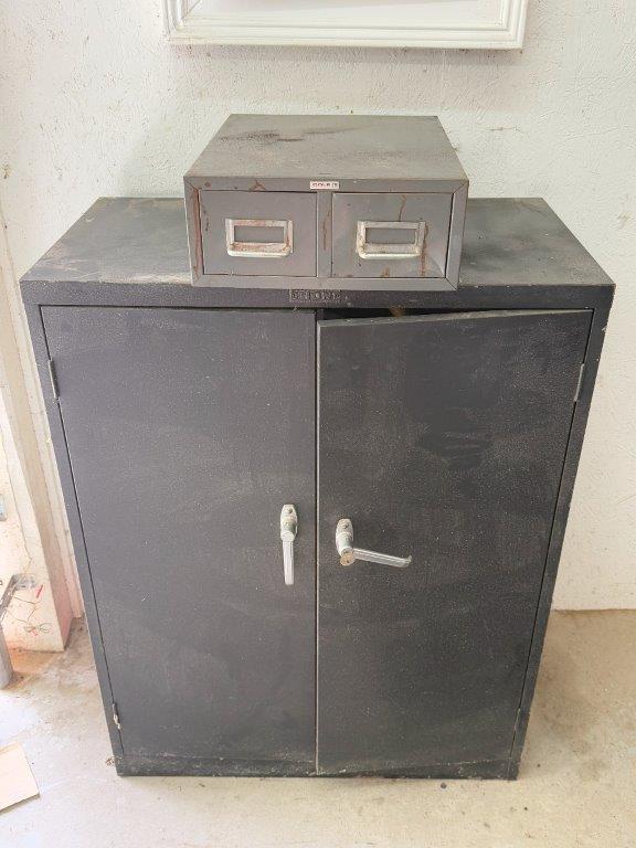 FURNISHINGS-COLLECTIBLES-TOOLS