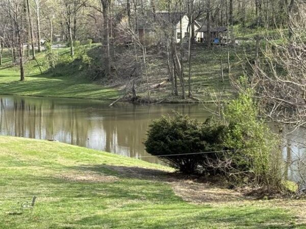2445 SUMMIT DR, HENDERSON, KY