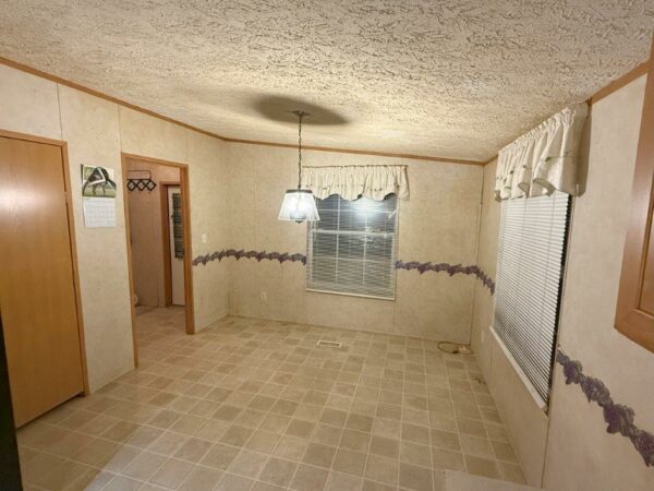 7313 Sulpher Springs Rd., Henderson, KY 42420