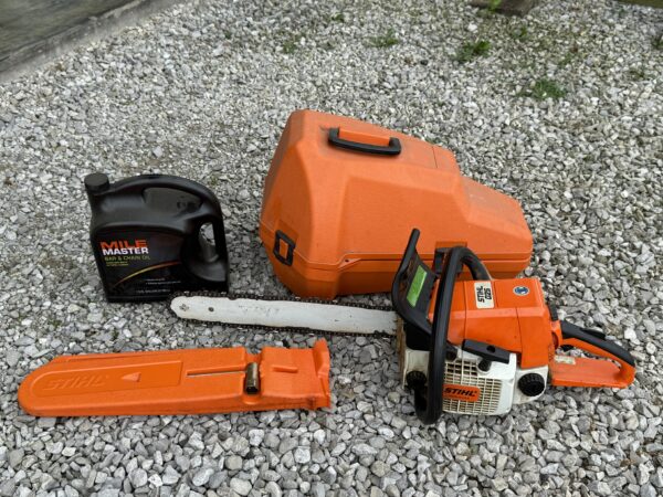 TRACTOR-MOWERS-TOOLS-FURNISHINGS