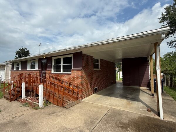2031 Brenda Dr., Henderson, KY 42420