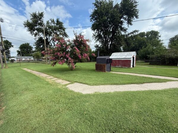 2031 Brenda Dr., Henderson, KY 42420