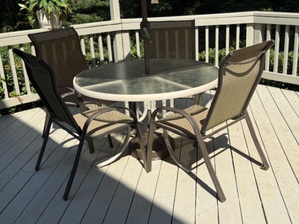 QUALITY FURNISHINGS