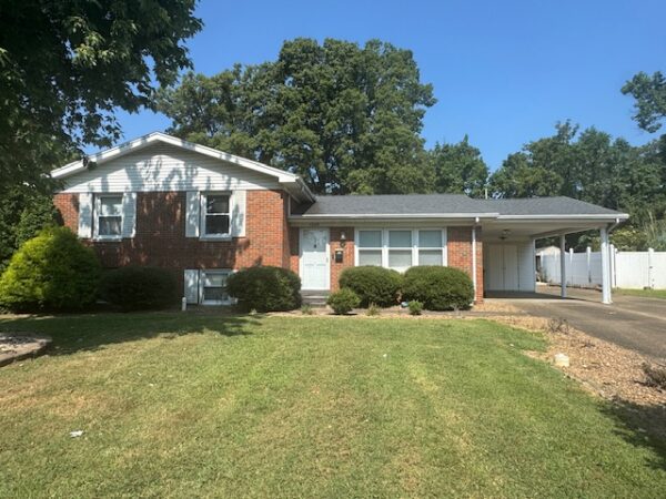 1225 Sandefur Dr., Henderson, KY 42420
