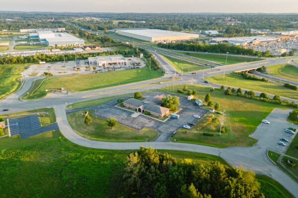 6,600 SQ FT BUILDING & 2.3 +/- ACRE LOT