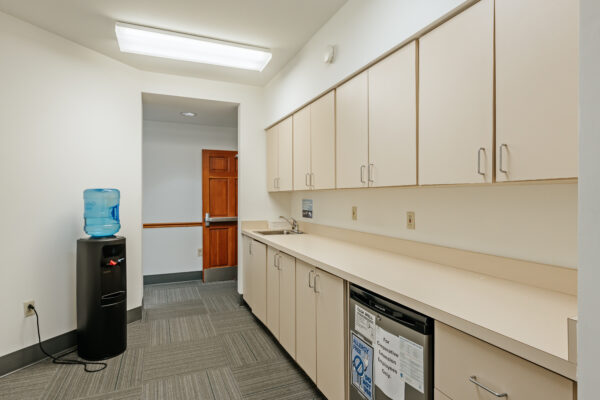 6,600 SQ FT BUILDING & 2.3 +/- ACRE LOT