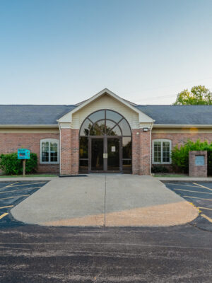 6,600 SQ FT BUILDING & 2.3 +/- ACRE LOT