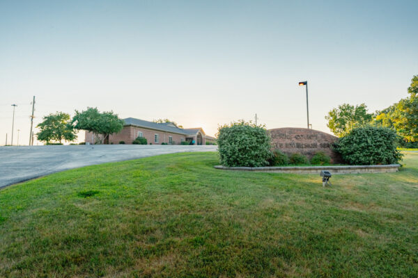 6,600 SQ FT BUILDING & 2.3 +/- ACRE LOT