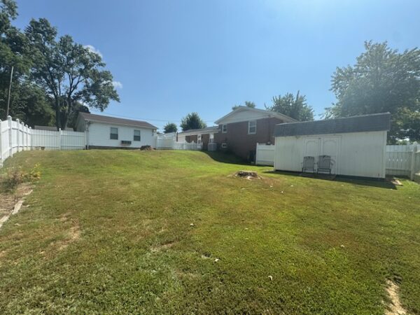 1225 Sandefur Dr., Henderson, KY 42420