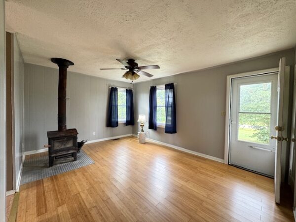 8544 HWY 268 CORYDON, KY 42406