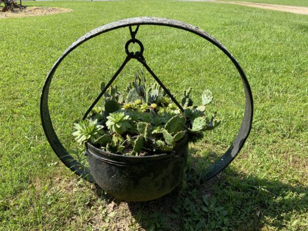 ANTIQUES-FURNISHINGS-COLLECTIBLES