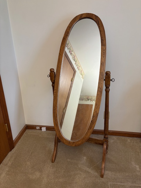 HOUSEWARES-JEWELRY-FURNISHINGS