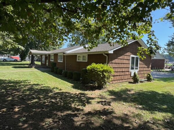 3054 Elmwood Dr., Henderson, KY