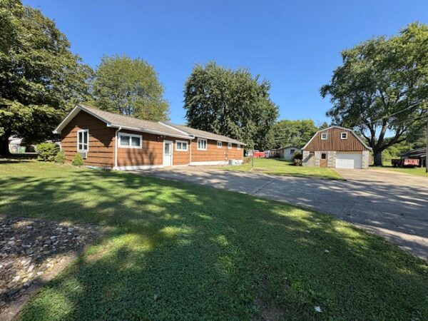 3054 Elmwood Dr., Henderson, KY