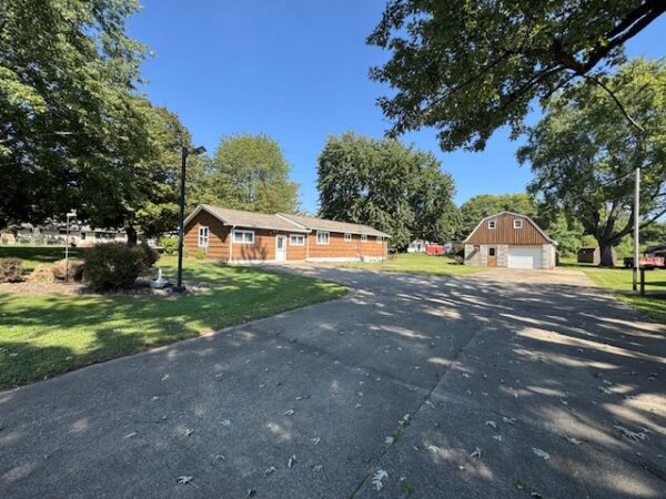 3054 Elmwood Dr., Henderson, KY